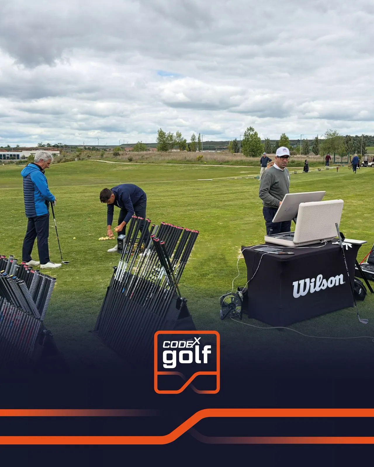 fitting de palos con tecnología Wilson en Codex Golf Burgos