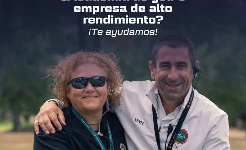 Equipo de Codex Golf con profesionales PGA explicando cómo lograr una academia de golf rentable